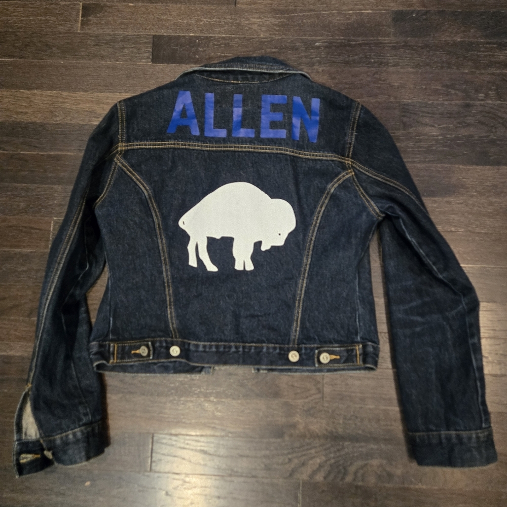 NFL Buffalo Bills Crop Dark Denim Jean Jacket Josh Allen - SZ Medium